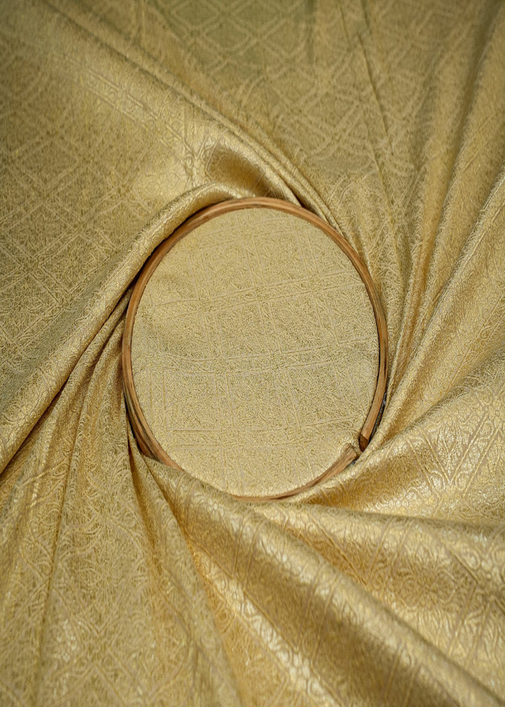 White-Pure-Moonga-Silk-With-Beautiful-Banarasi-Zari-Work-| -10407-close-view