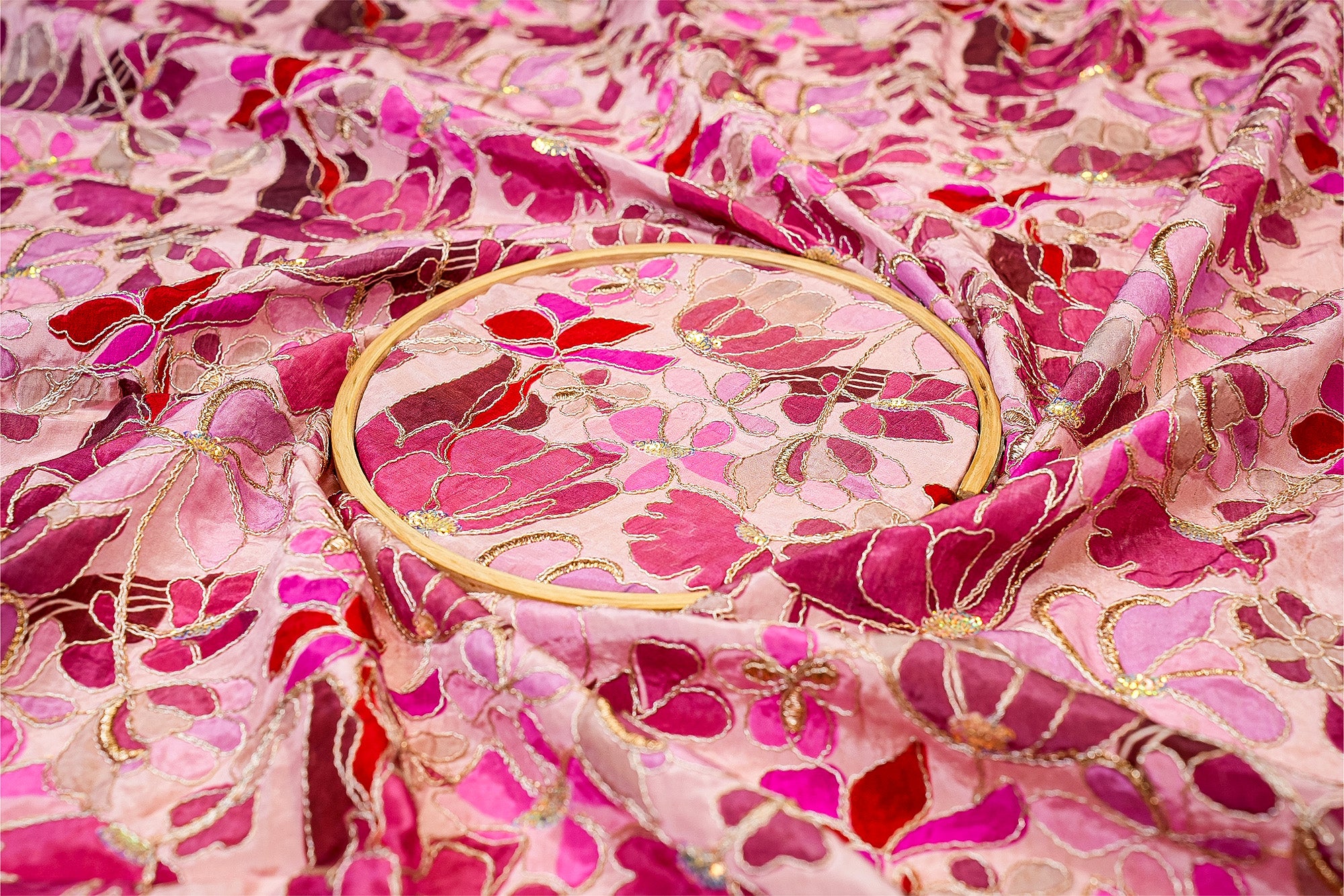 (Pre-Cut 1.5 Mtr) Shades Of Pink Crepe With Floral Zari Work