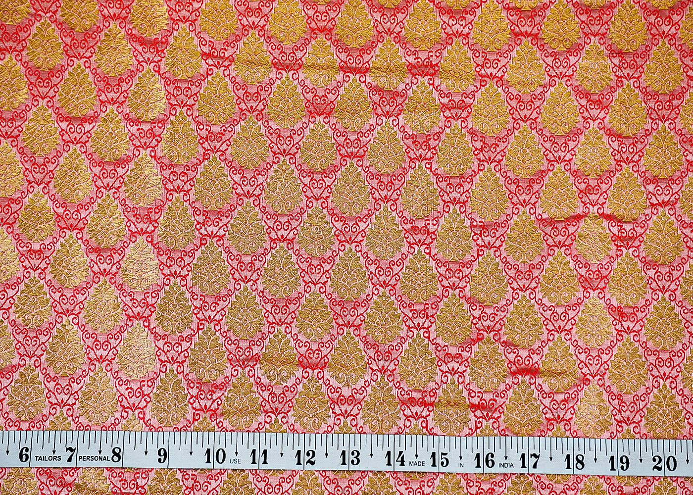 (Pre-Cut 0.7 Mtr) Beautiful Peach Pink Banarasi Brocade with Golden Thread Handloom