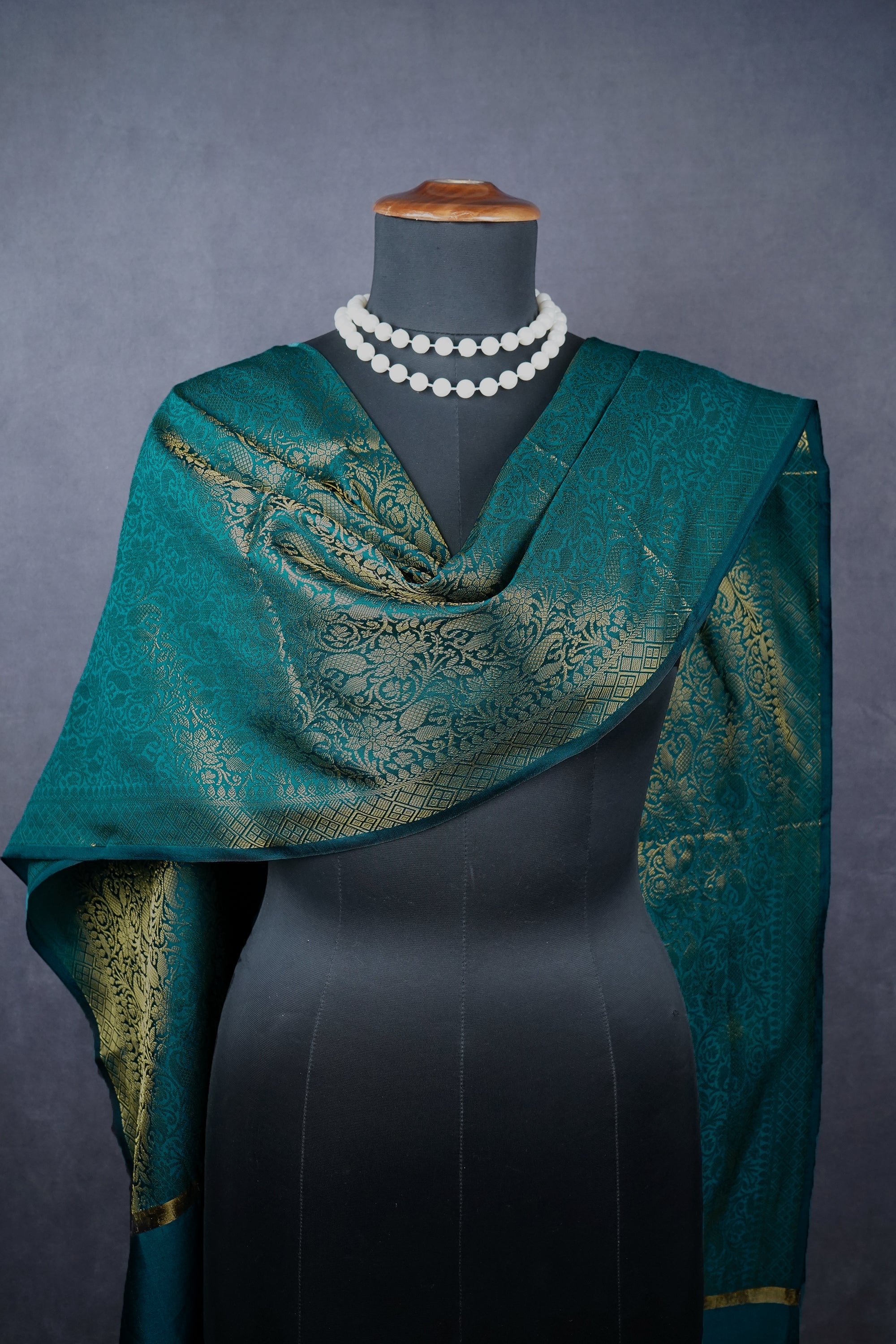 Green Banarasi Brocade Dupatta With All Over Zari Handloom 12481