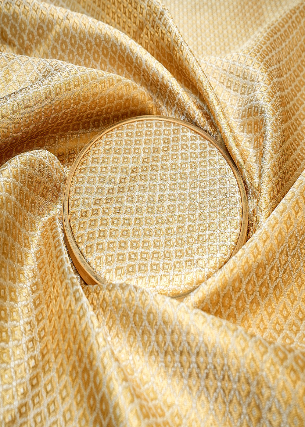 Golden-Banarasi-Brocade-Fabric-with-Golden-Allover-Thread-Work-12857-close-view