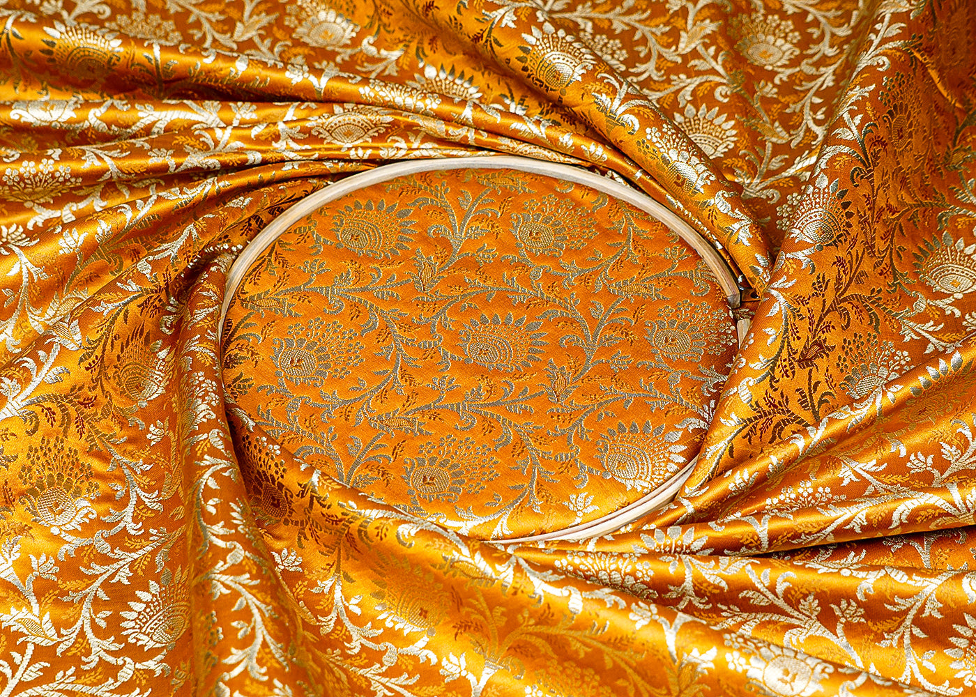 Mustrad Banarasi Brocade Fabric With Allover Golden Zari Handloom 15947