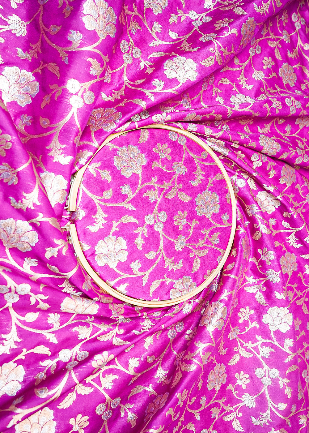 Purple-Banarasi-Brocade-Fabric-With-Allover-Silver-And-Golden-Zari-Handloom-15972-close-view
