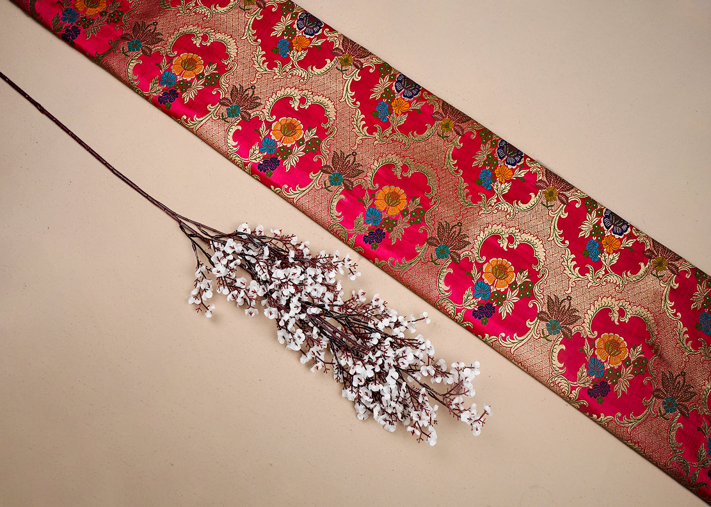 Gajri Pink Banarasi Brocade Fabric With All Over Thread And Zari Handloom 16638