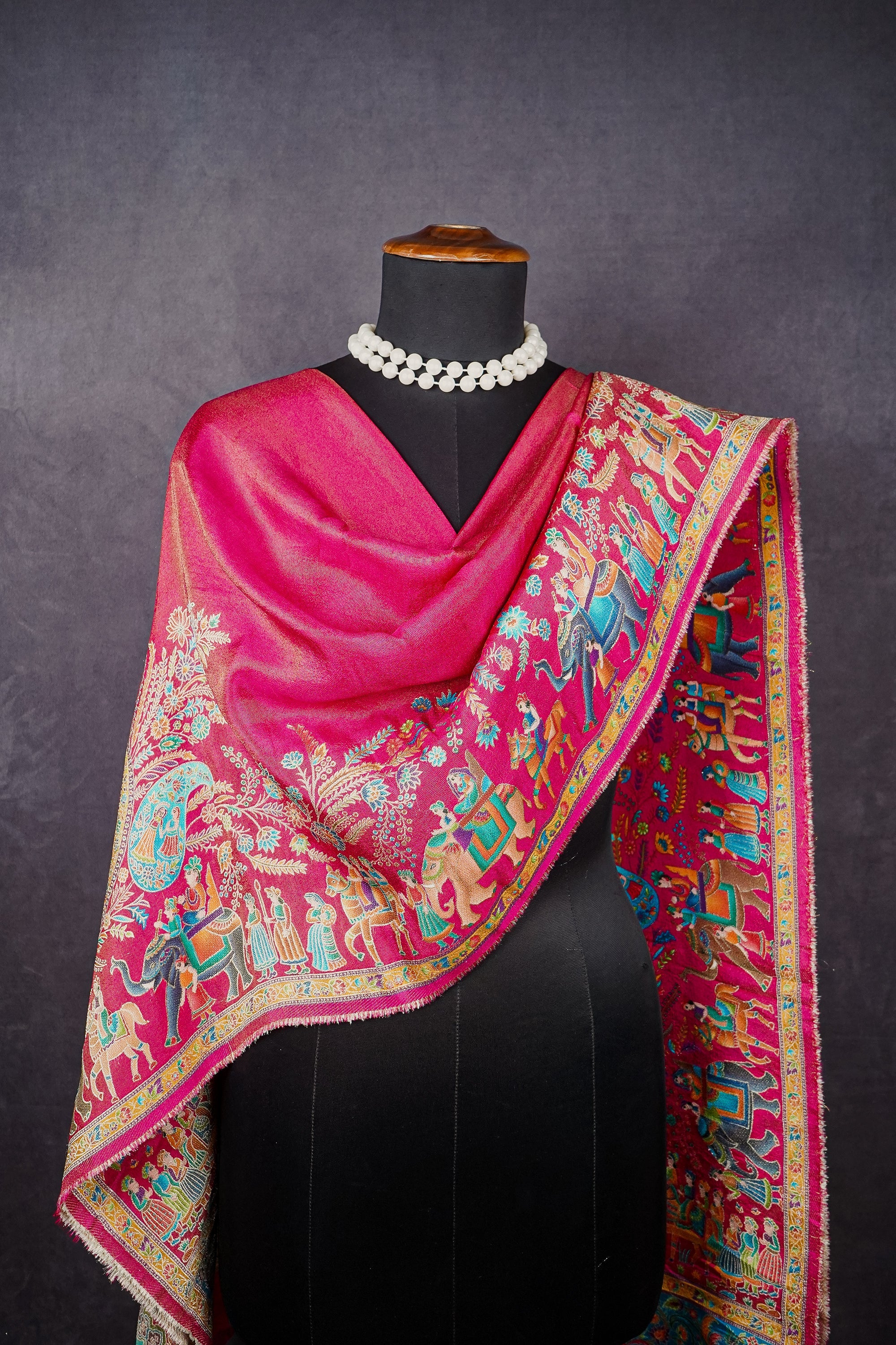 Pink Dola Silk Dupatta With All Over Thread And Zari Handloom 16893
