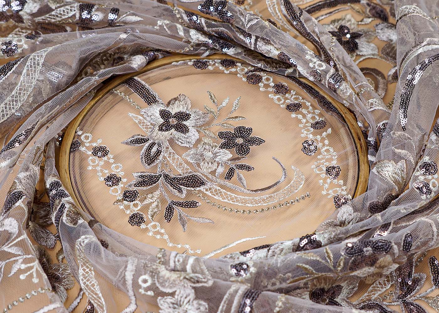 ( Pre-Cut 3 MTR) Mouse Fabric With All Over Thread And Sequins Work With Scalloped Edges 17677