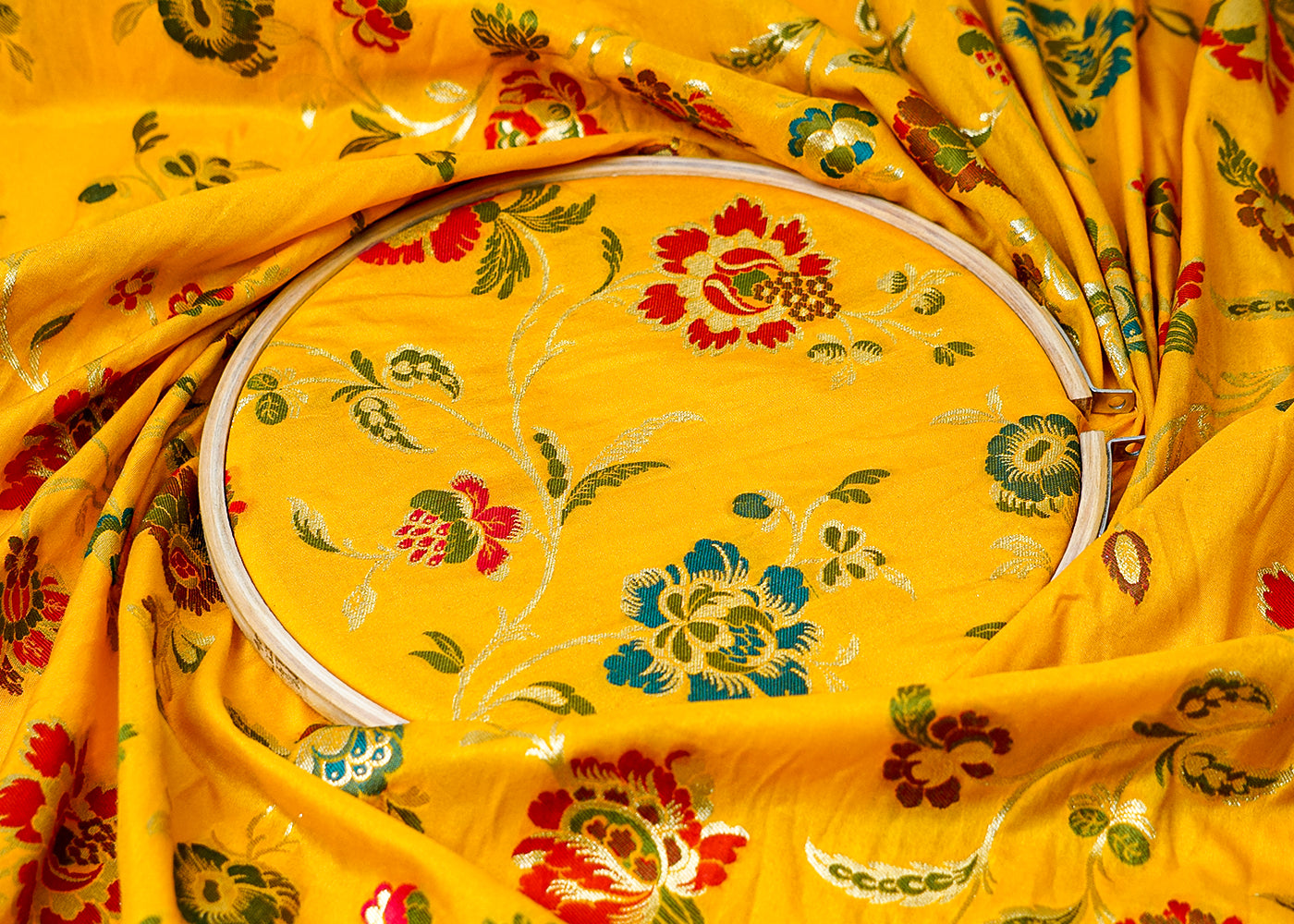 ( Pre-Cut 0.8 MTR) Yellow Banarasi Brocade Fabric With All Over Zari Handloom 18121