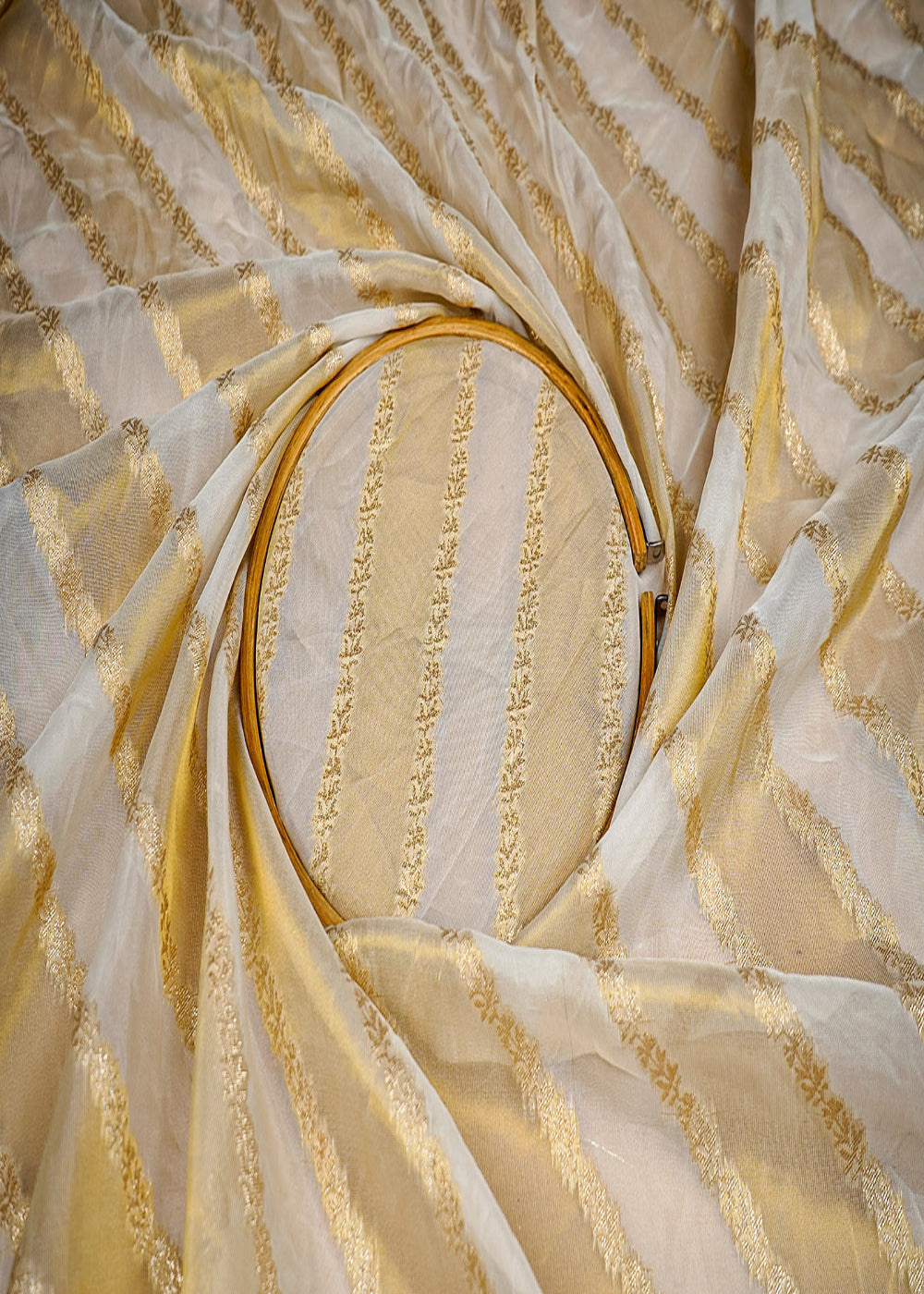 (Pre-Cut-1.5-MTR)-White-Organza-Tissue-Fabric-With-All-Over-Golden-Zari-Handloom-18333