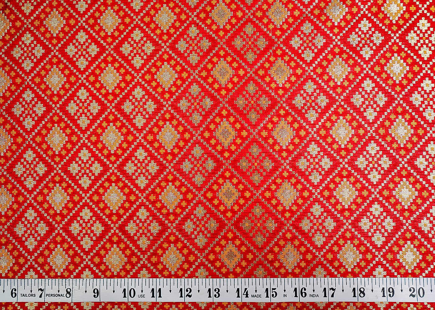 (Pre-Cut 1.35 MTR) Red Banarasi Brocade Fabric With All Over Zari Handloom 18615