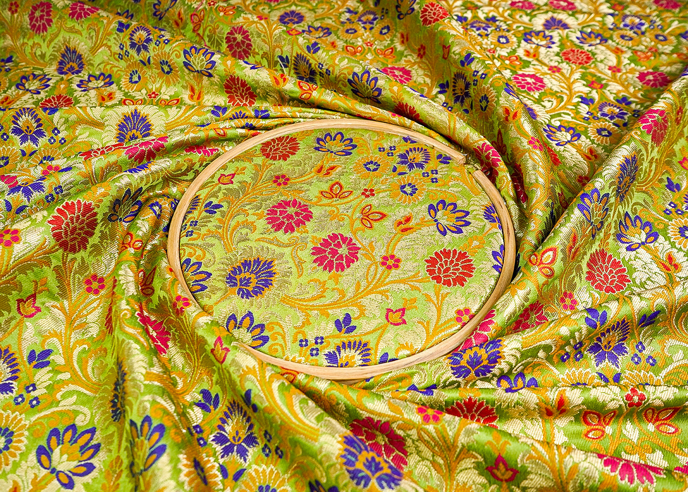 (Pre-Cut 2 MTR) Green Banarasi Brocade Fabric With All Over Zari Handloom 18618