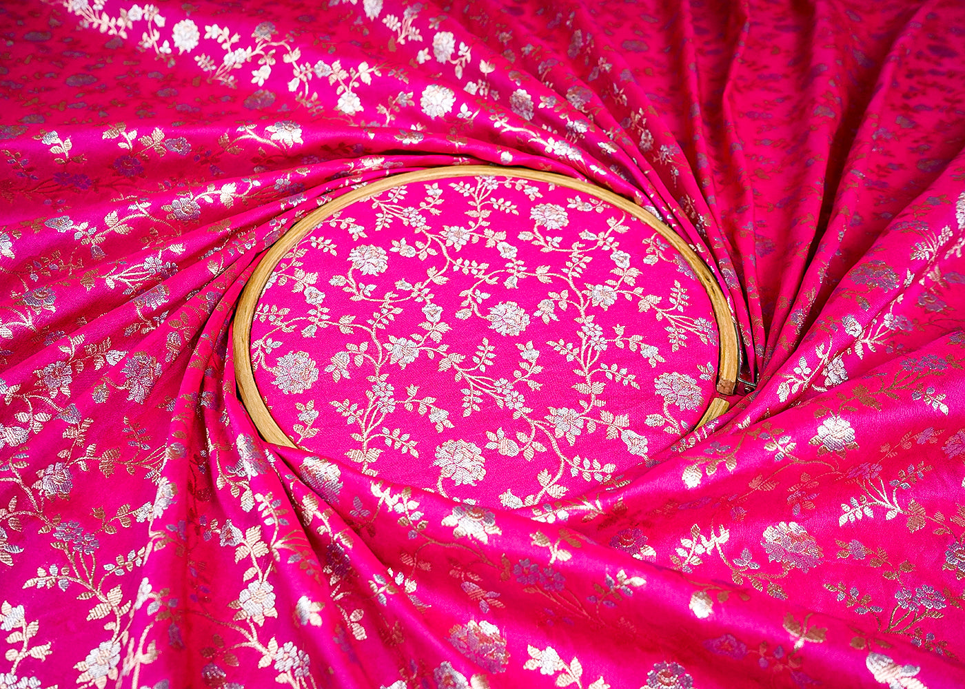 (Pre-Cut 1.3 MTR) Pink Banarasi Brocade Fabric With All Over Zari Handloom 18619