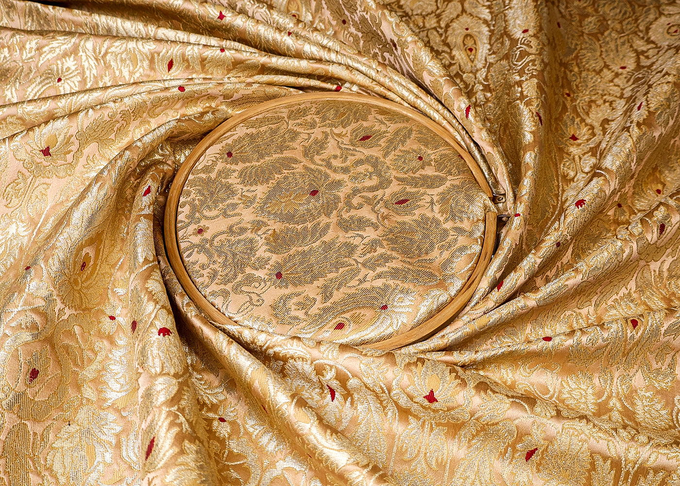 (Pre-Cut 1.45 MTR) Gold Banarasi Brocade Fabric With All Over Zari Handloom 18647
