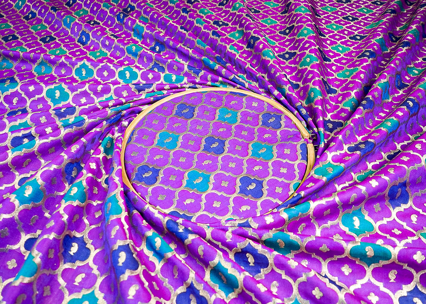 (Pre-Cut 2.45 MTR) Purple Banarasi Brocade Fabric With All Over Zari Handloom 18667