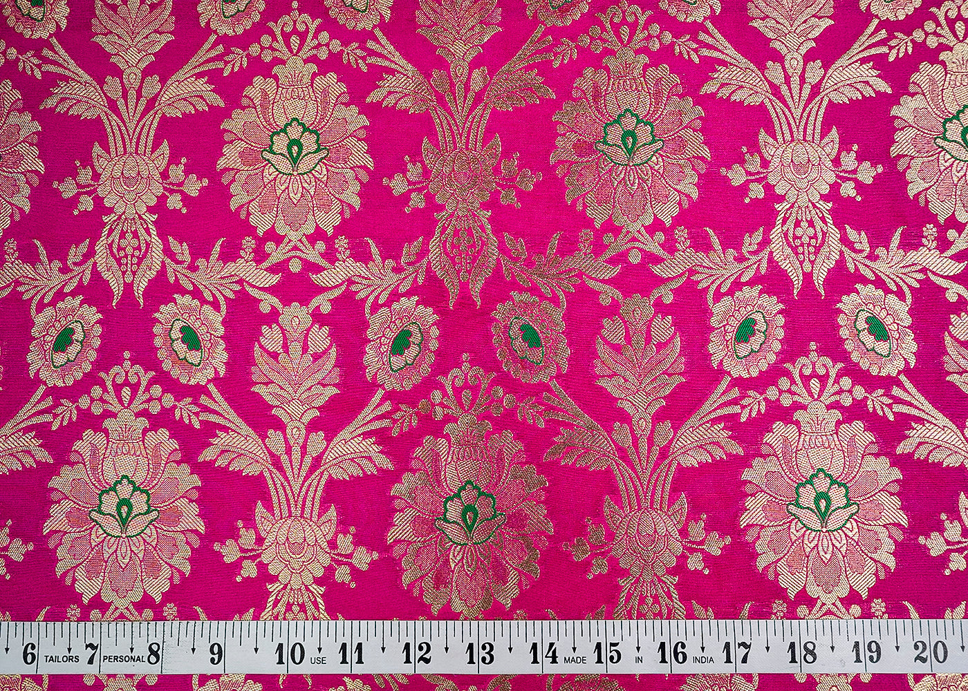 (Pre-Cut 1 MTR) Pink Banarasi Brocade Fabric With All Over Zari Handloom 18672