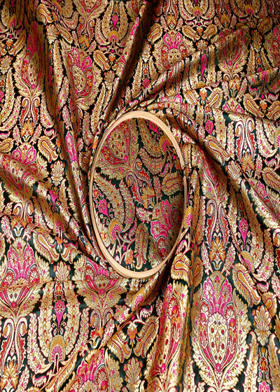 (Pre-Cut 0.8 MTR) Bottle Green Banarasi Brocade Fabric With All Over Thread And Zari Handloom 18744