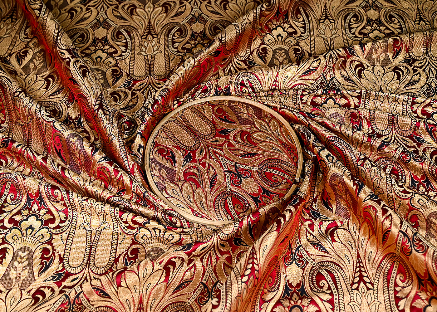 (Pre-Cut 1 MTR) Maroon Banarasi Brocade Fabric With All Over Thread And Zari Handloom 18747