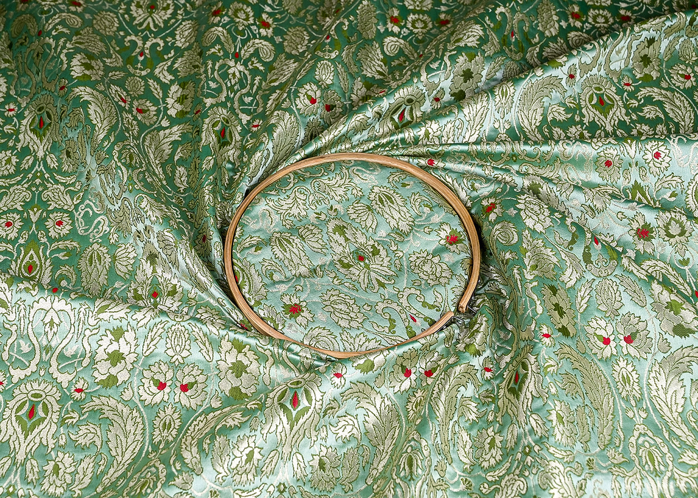 (Pre-Cut 2 MTR) Green Banarasi Brocade Fabric With All Over Thread And Zari Handloom 18773