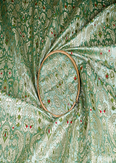 (Pre-Cut 2 MTR) Green Banarasi Brocade Fabric With All Over Thread And Zari Handloom 18773