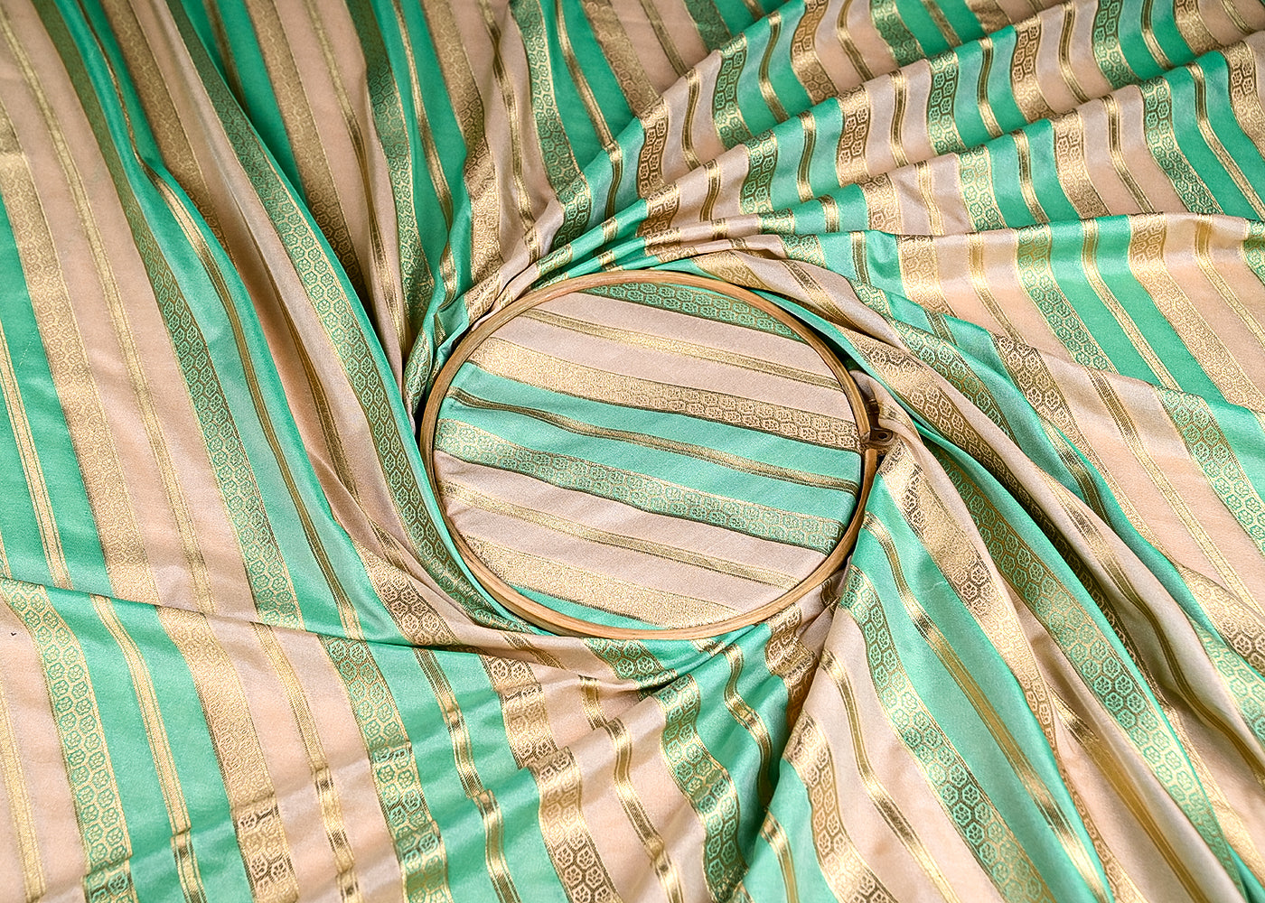 (Pre-Cut 2.75 MTR) Green Banarasi Brocade Fabric With All Over Golden Zari Handloom 18792