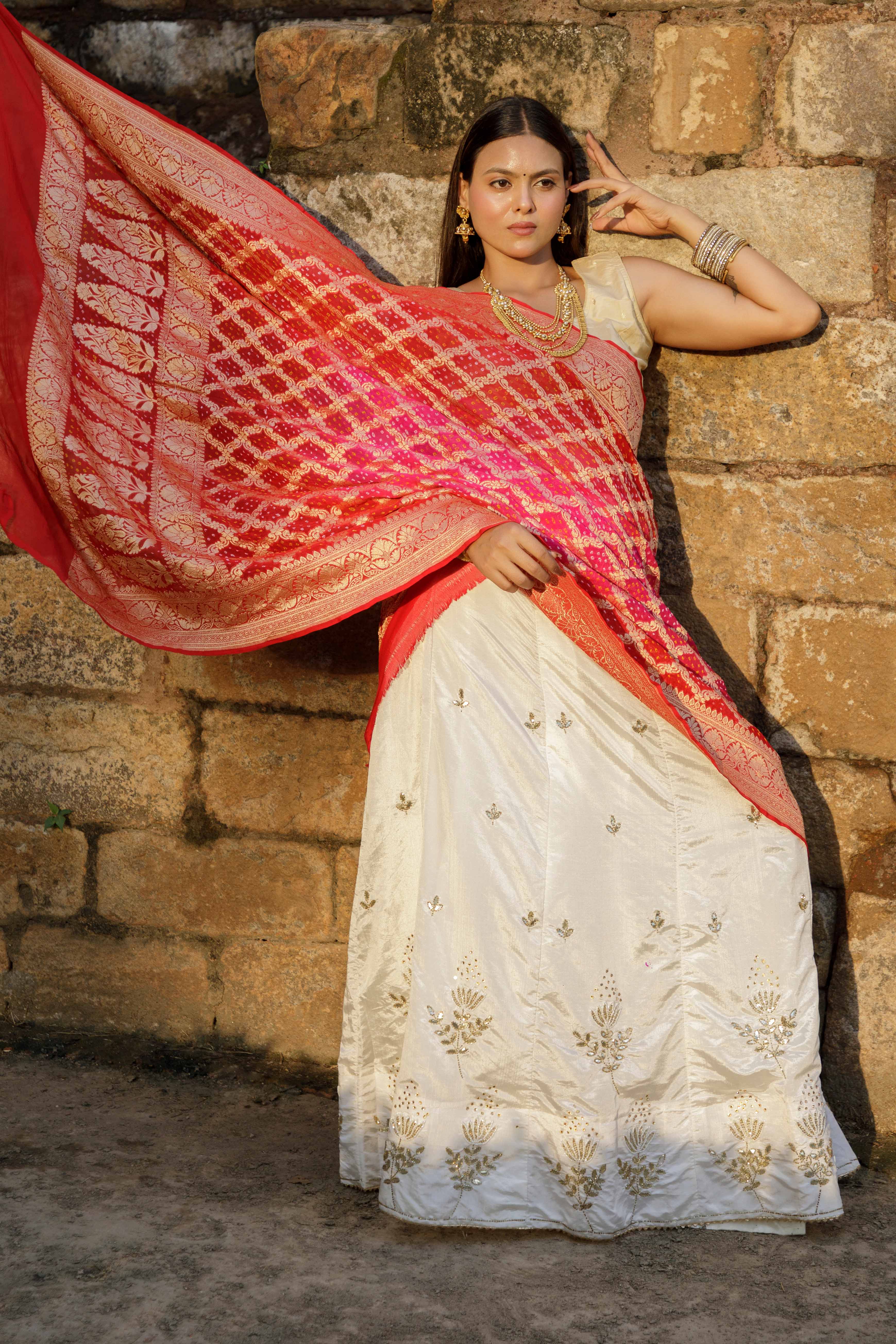 The Parampara -  Pink And Red Pure Georgette Bandhani Handloom Dupatta 18910