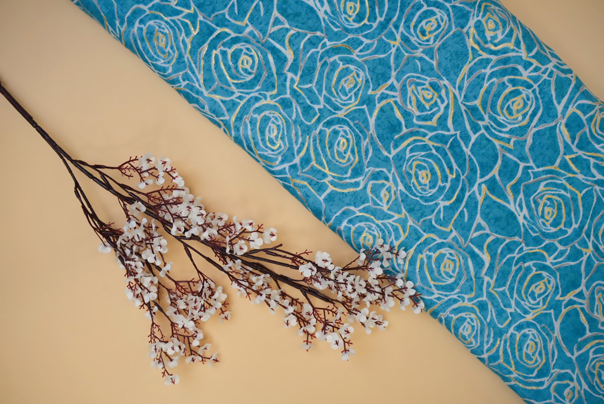 Blue Floral Digital Printed Chinnon Chiffon Fabric With Foil