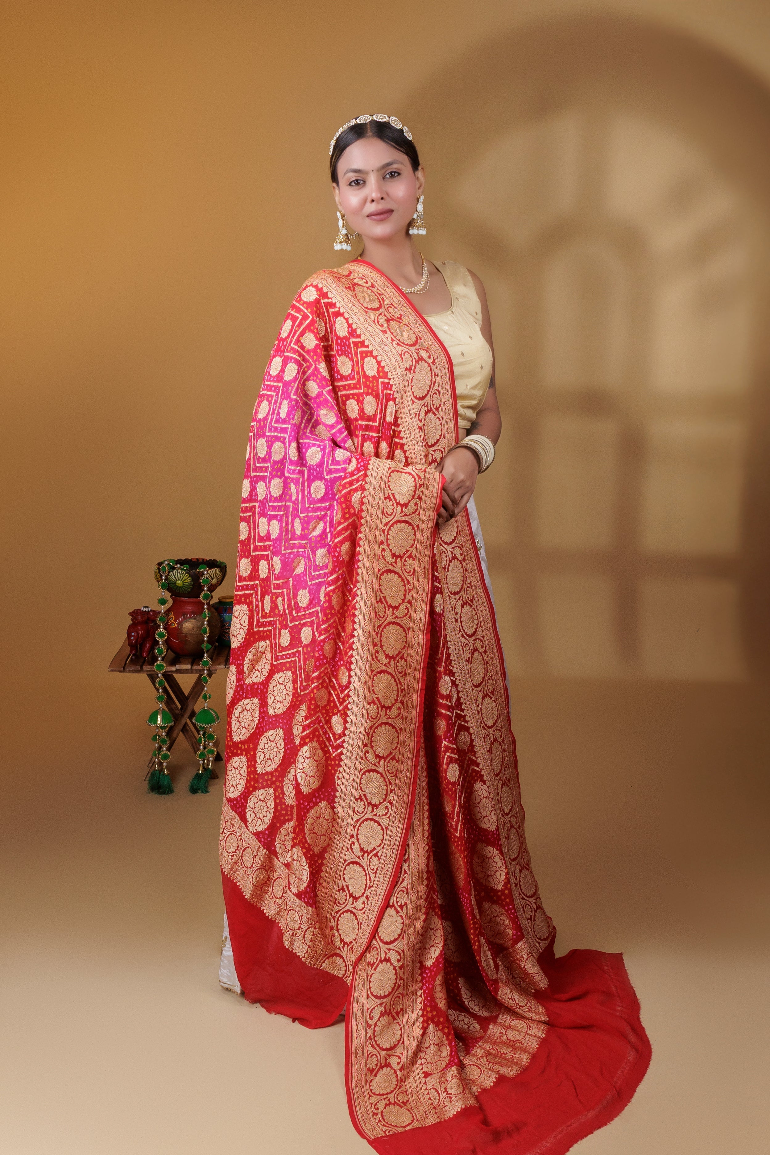 The Parampara -  Red And Pink Pure Georgette Bandhani Handloom Dupatta 18922