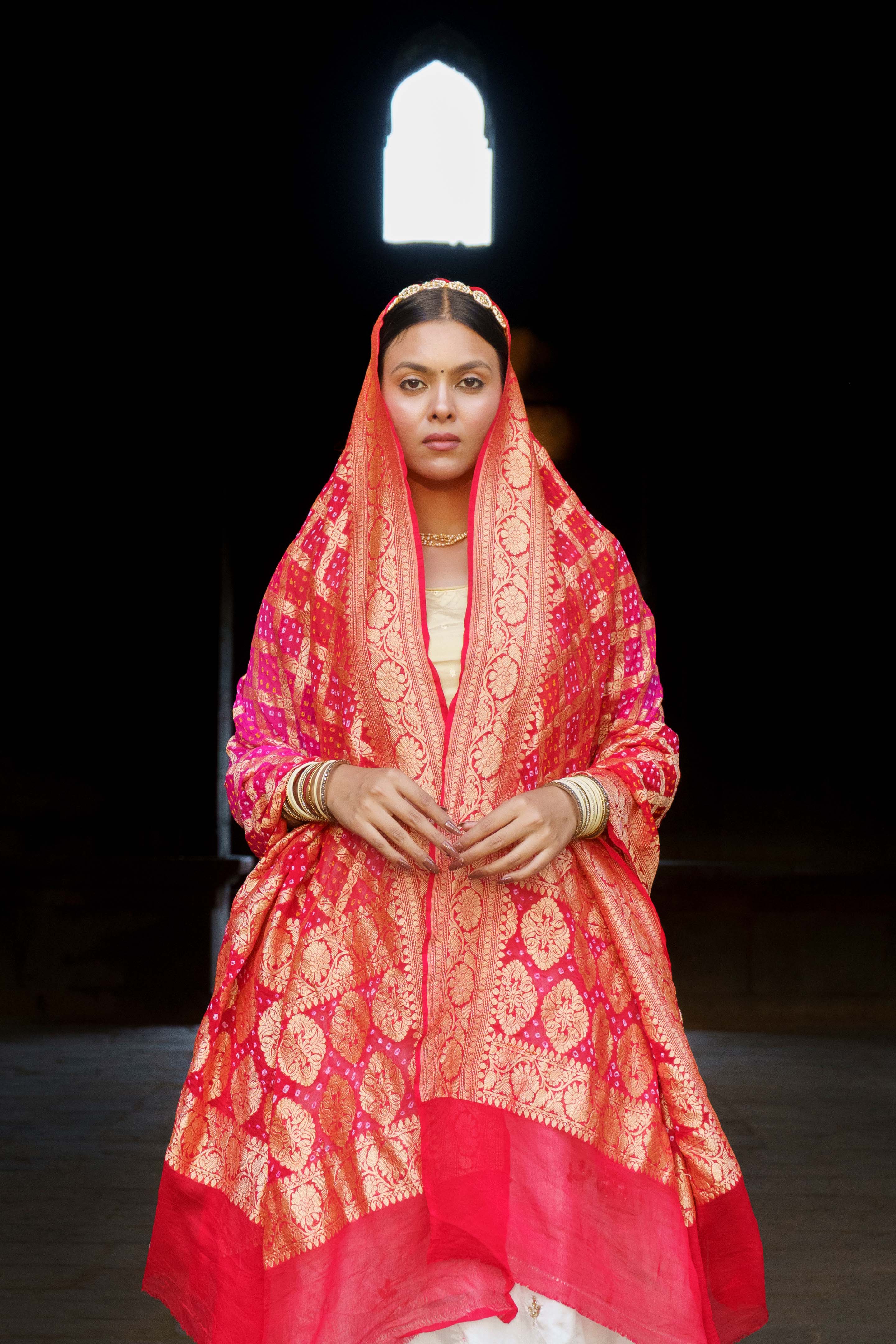 The Parampara -  Red And Pink Pure Georgette Bandhani Handloom Dupatta 18926