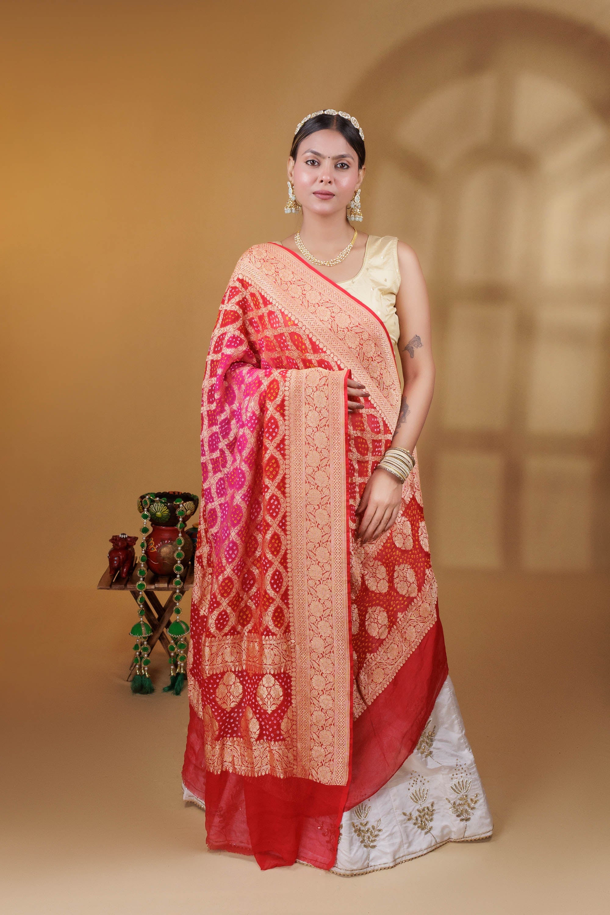 The Parampara -  Red And Pink Pure Georgette Bandhani Handloom Dupatta 18926