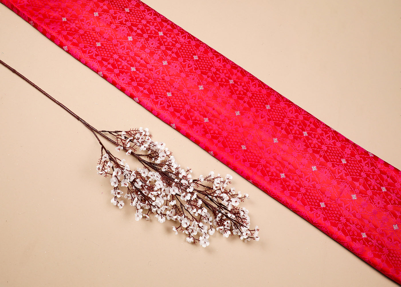 Pink Banarasi Brocade Fabric With All Over Thread And Zari Handloom 19058
