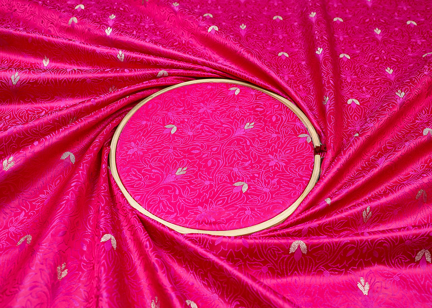 Pink Banarasi Brocade Fabric With All Over Thread And Zari Handloom 19060