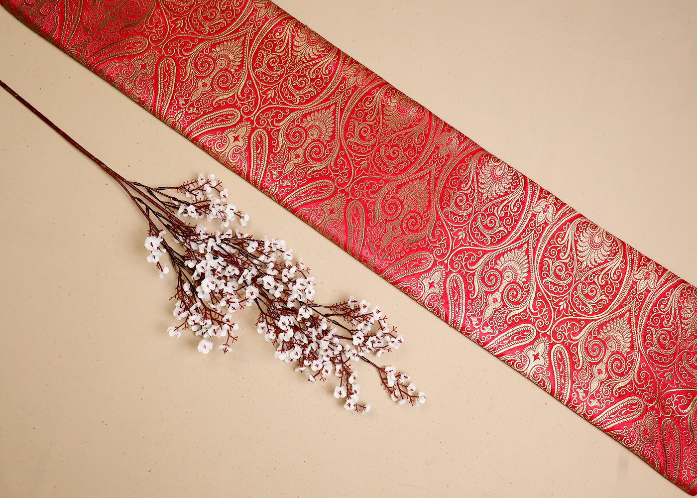 Gajri Banarasi Brocade Fabric With All Over Golden Zari Handloom 19453