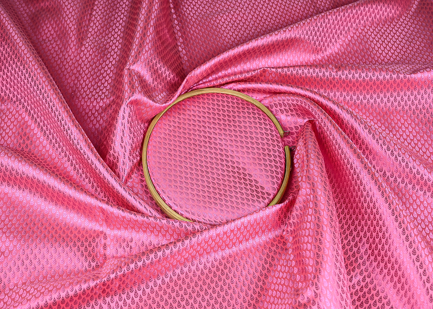 Pink-Banarasi-Brocade-Fabric-With-All-Over-Pink-Zari-Handloom-20133-close-view