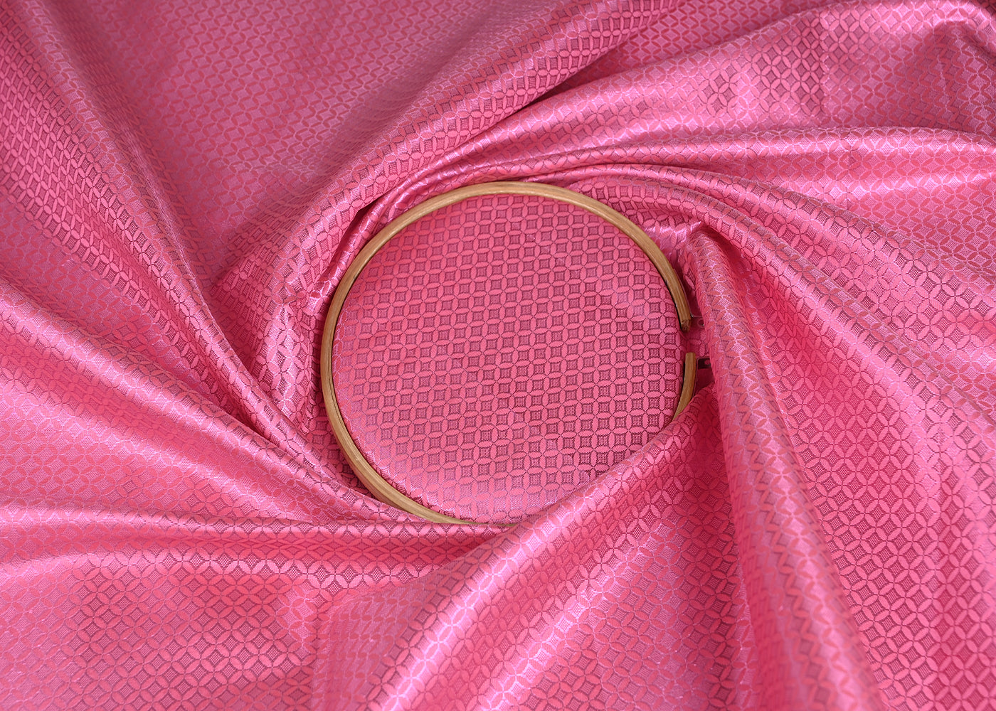 Pink-Banarasi-Brocade-Fabric-With-All-Over-Pink-Zari-Handloom-20142-close-view