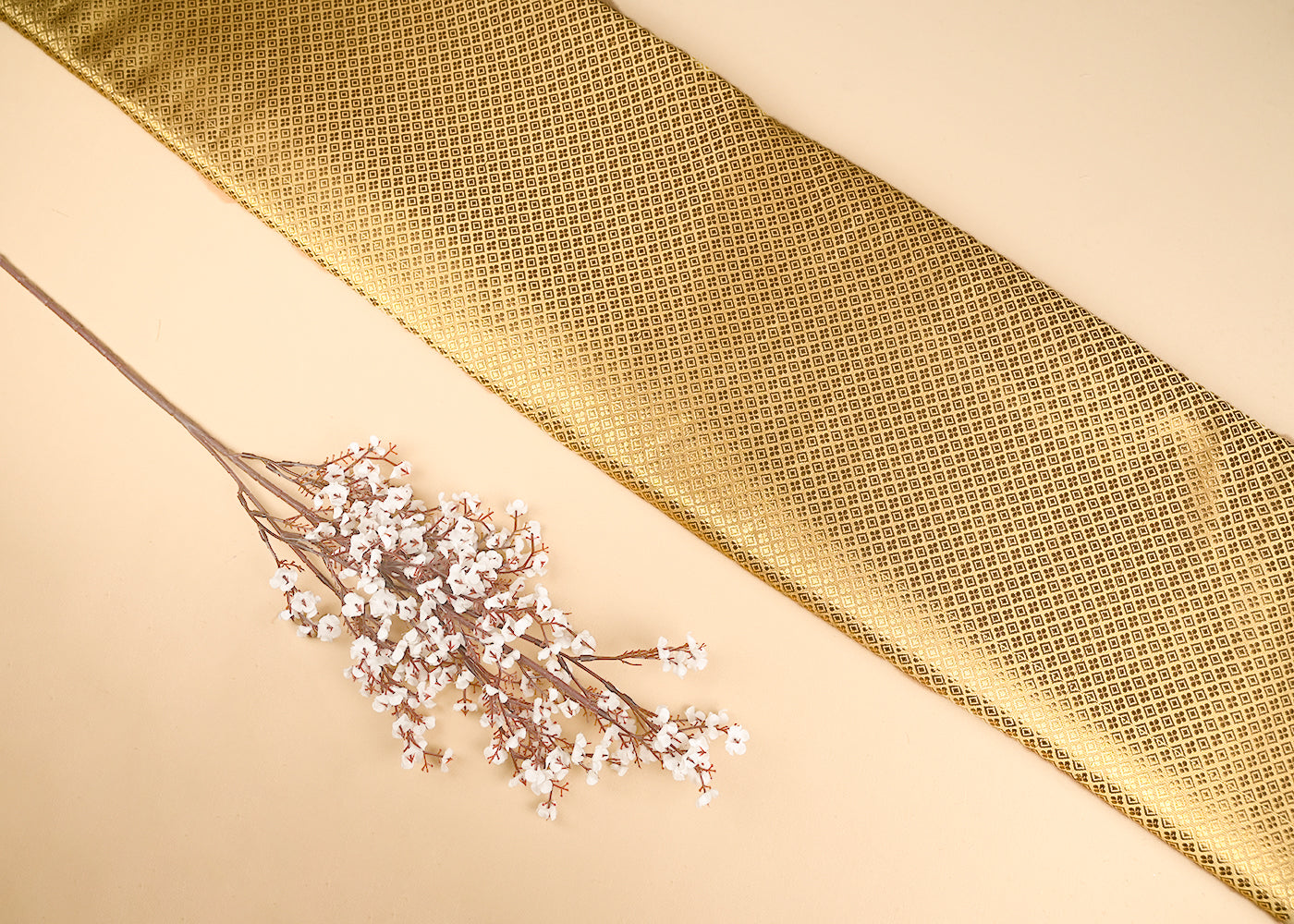 Golden-Banarasi-Brocade-Fabric-With-All-Over-Golden-Zari-Handloom-20145