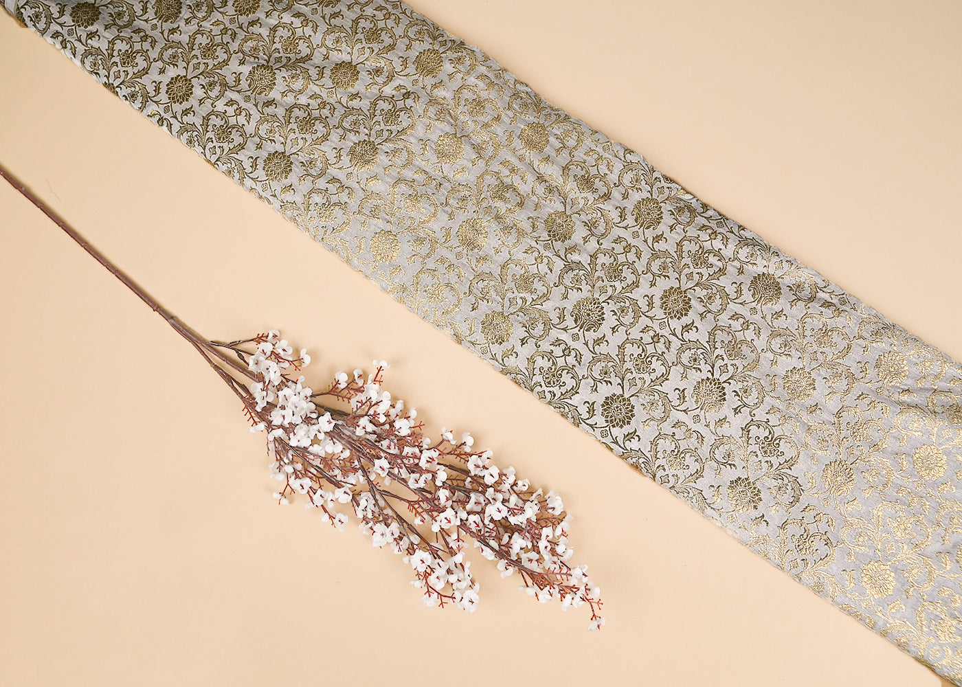 White  Silk Fabric With Allover Jaal Pattern Of Zari Handloom 20285