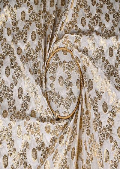 White Dyeable Silk Fabric With Allover Jaal Pattern Of Zari Handloom 20287