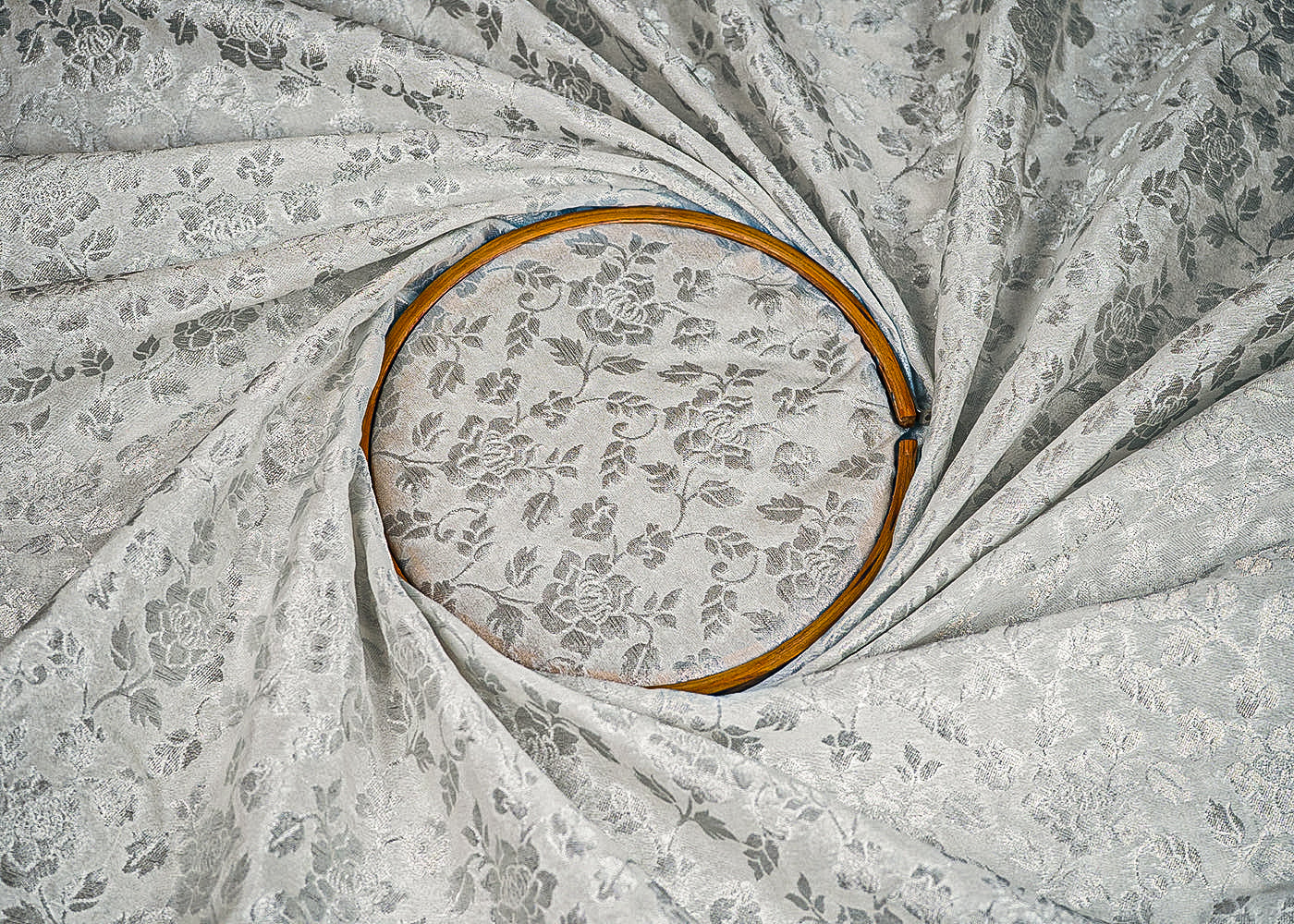 White-Dyeable-Chanderi-Fabric-With-All-Over-Leaf-Buti-Of-Silver-Zari-Handloom-20402-close-view