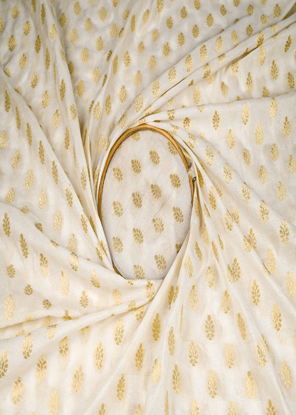 White-Silk-Fabric-With-All-Over-Golden-Zari-Handloom-20405-close-view