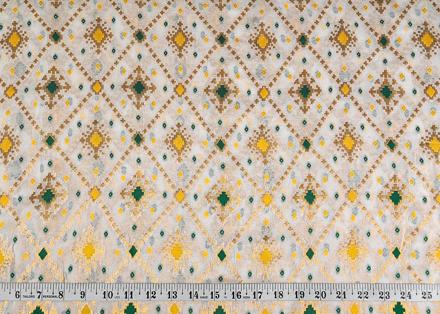 White Georgette Fabric With All Over Thread And Zari Handloom 20579