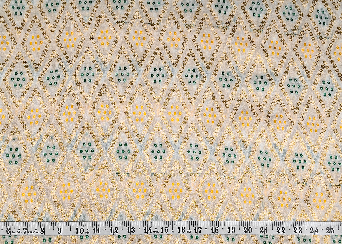 White Georgette Fabric With All Over Thread And Zari Handloom 20580