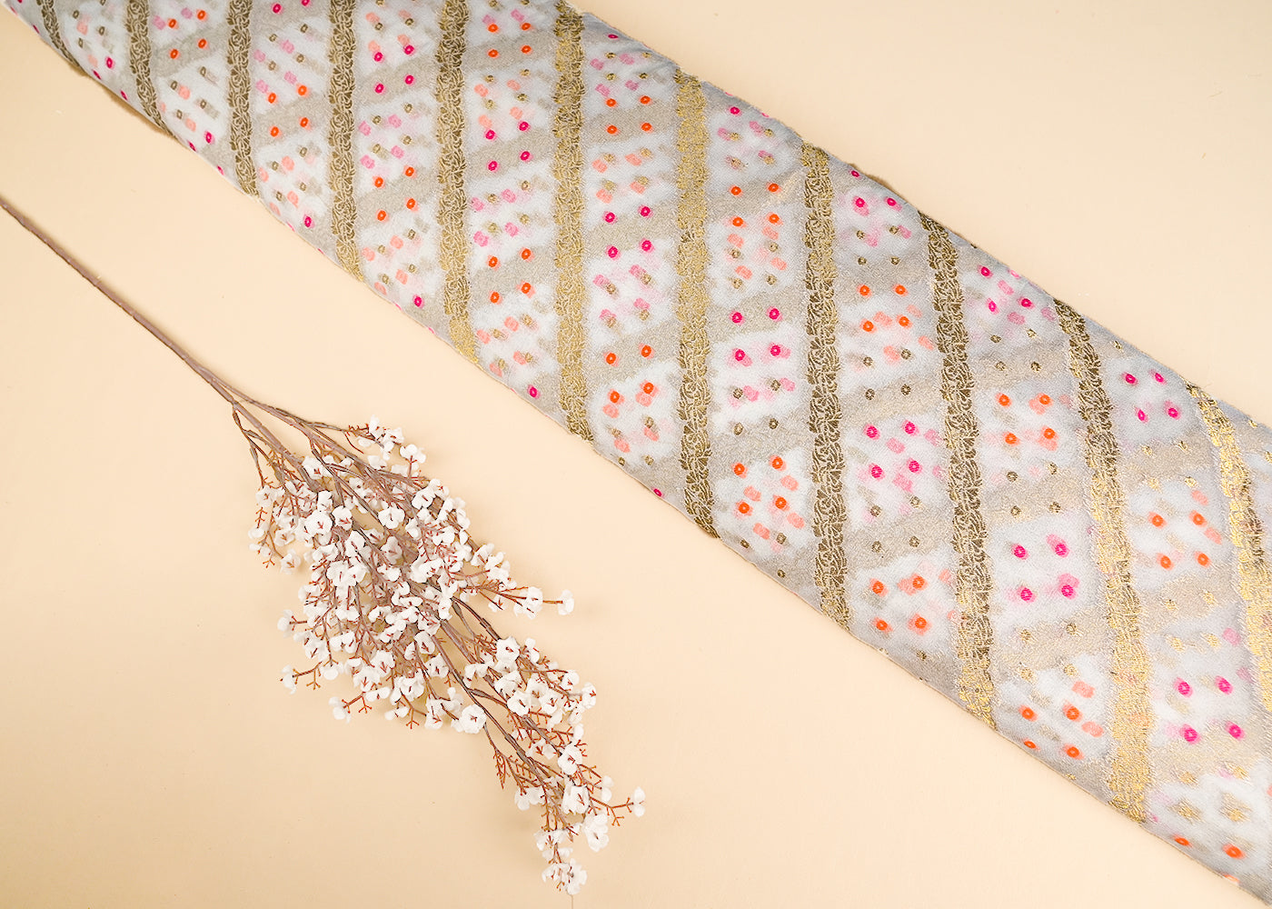 White Georgette Fabric With All Over Thread And Zari Handloom 20581