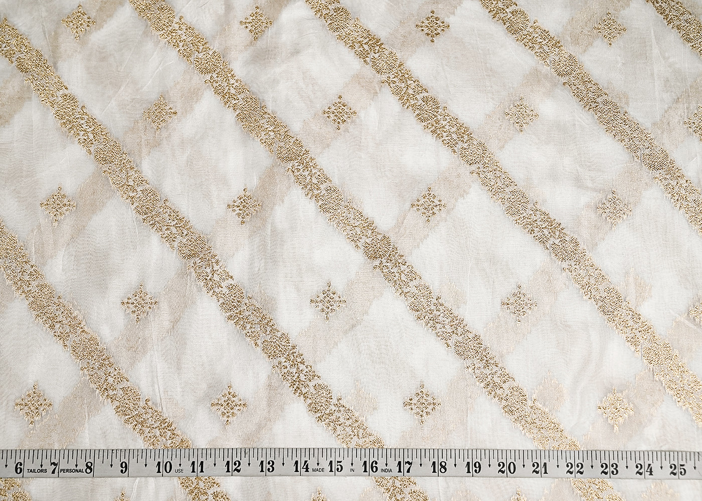 White-Banarasi-Brocade-Fabric-With-All-Over-Zari-Handloom-20665-measurement-view