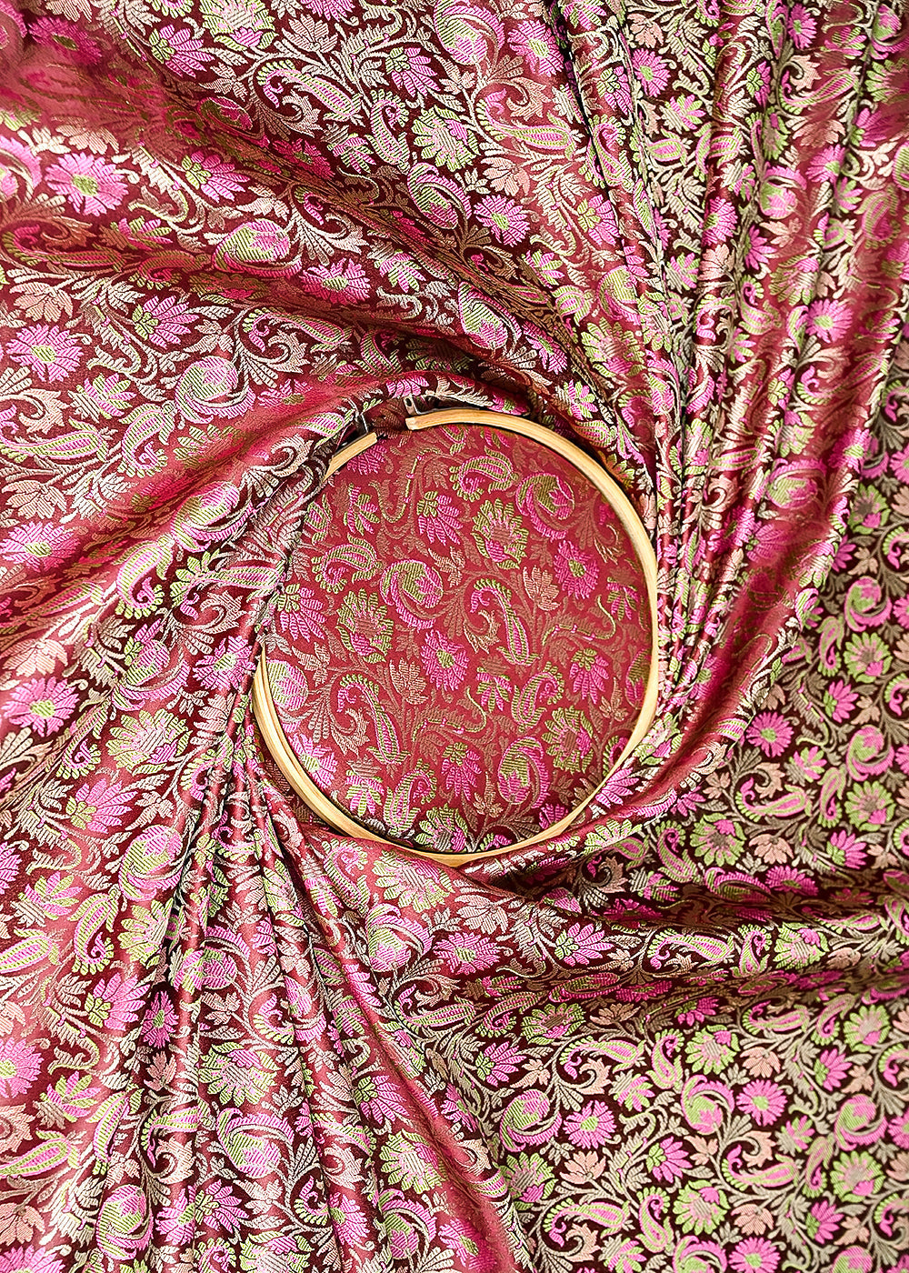 Wine-Banarasi-Brocade-Fabric-With-All-Over-Thread-And-Zari-Handloom-20792-close-view