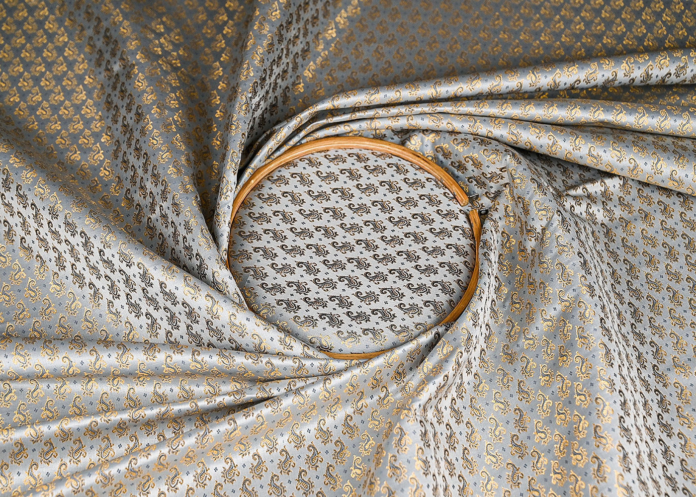 Grey-Banarasi-Brocade-Fabric-With-All-Over-Golden-Zari-Handloom-20803-close-view