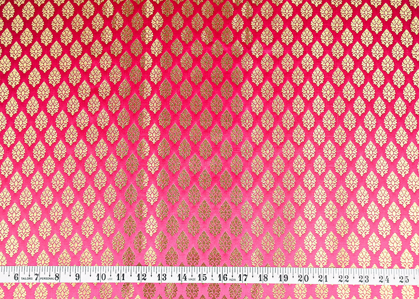Rani-Banarasi-Brocade-Fabric-With-All-Over-Golden-Zari-Handloom-20829-measurment-view