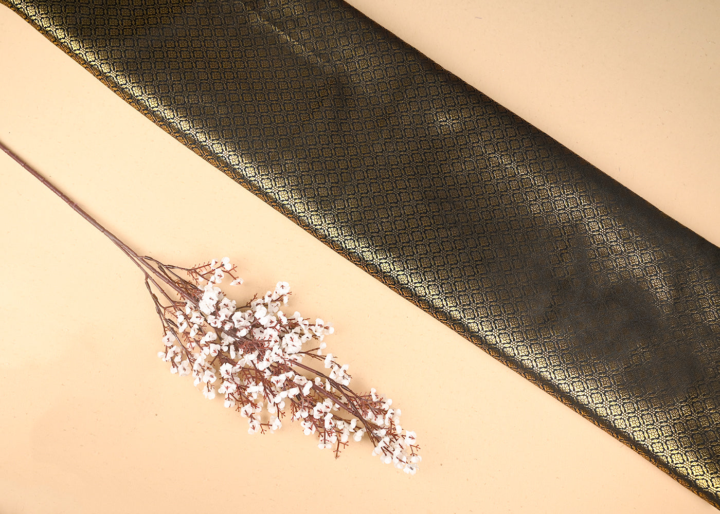Black-Banarasi-Brocade-Fabric-With-All-Over-Golden-Zari-Handloom-21051