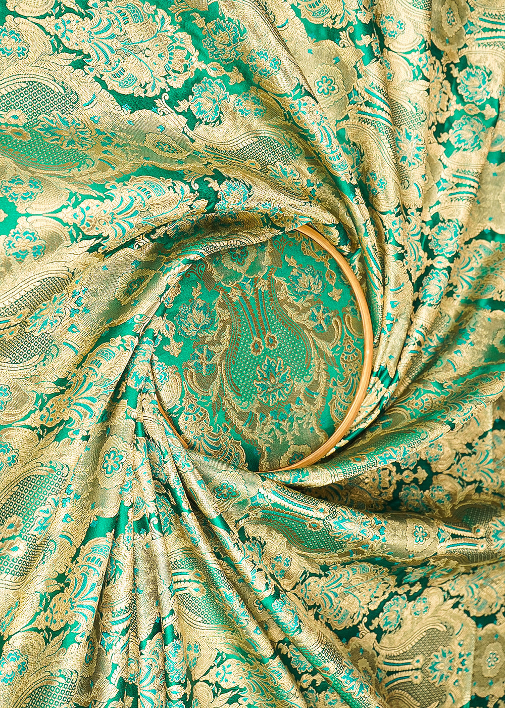 Rama-Green-Banarasi-Brocade-Fabric-With-All-Over-Thread-And-Zari-Handloom-21283-close-view
