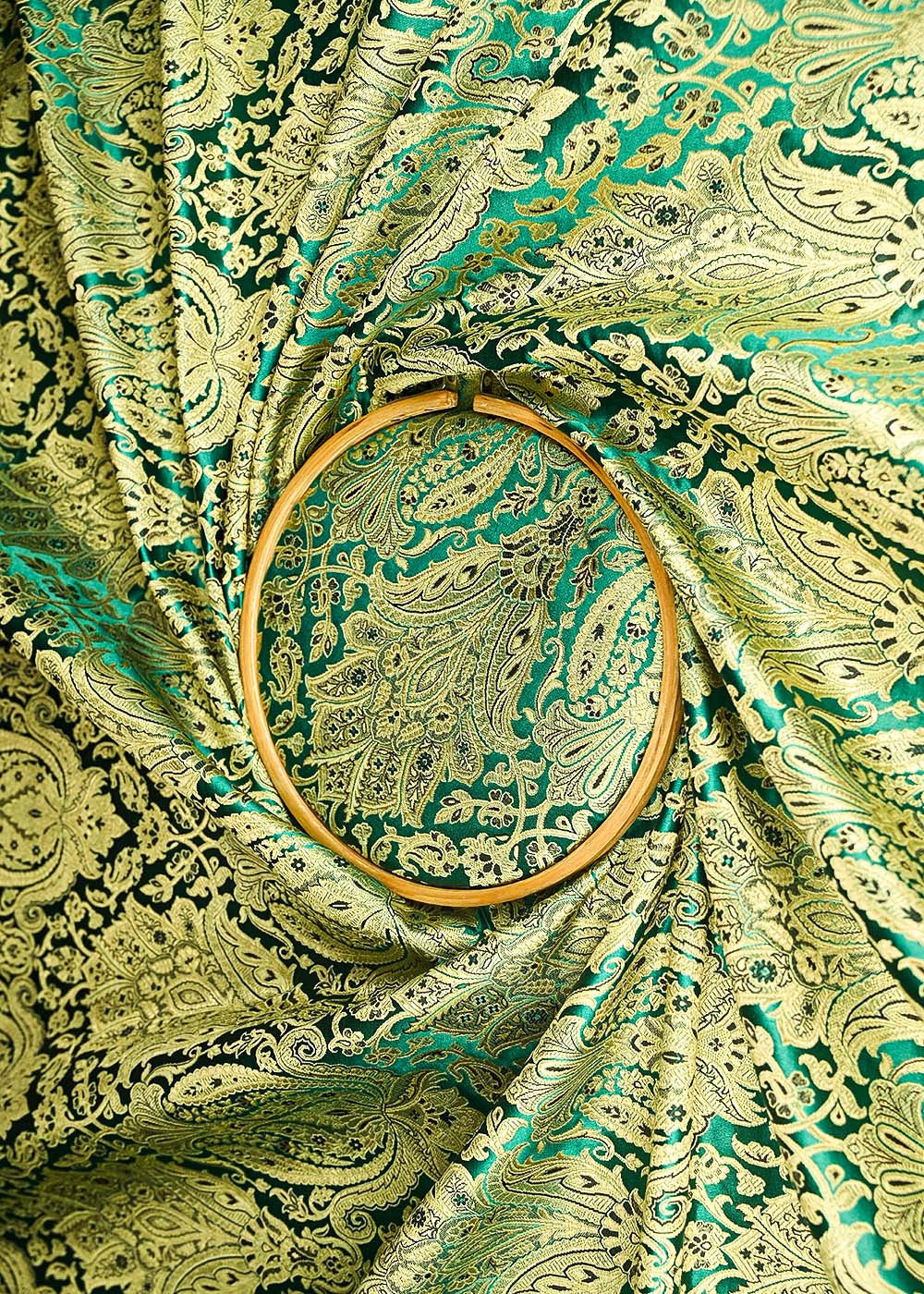 Rama-Green-Banarasi-Brocade-Fabric-With-All-Over-Golden-Zari-Handloom-21291-close-view