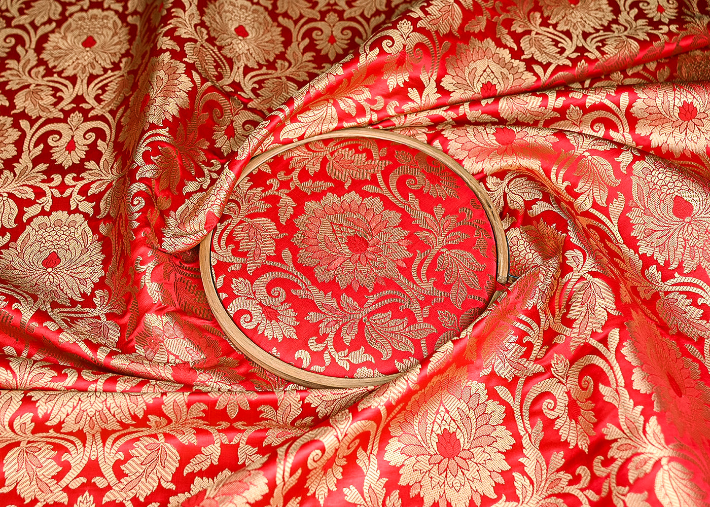 Red-Banarasi-Brocade-Fabric-With-All-Over-Golden-Zari-Handloom-21331-close-view
