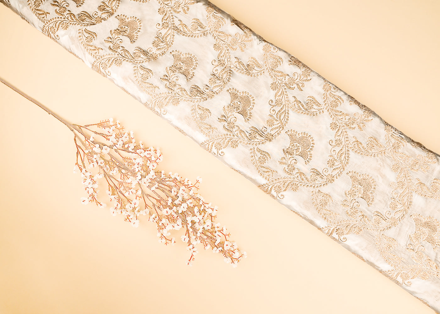 White Dyeable Crepe Fabric With All Over Zari Handloom 21688